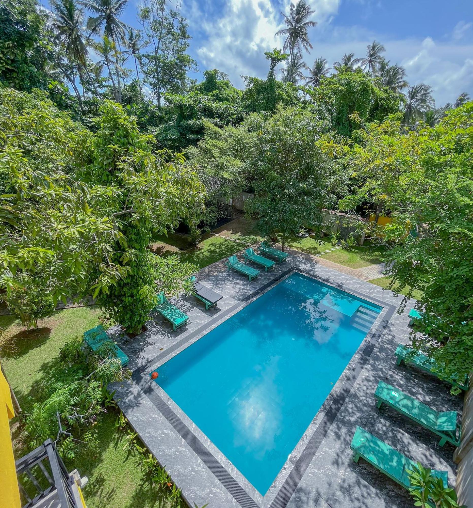 Easy Living Hotel Hikkaduwa Bagian luar foto